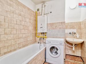 Prodej bytu 1+1, Klášterec nad Ohří - Miřetice u Klášterce nad Ohří, Pražská, 55 m2