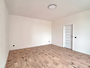 Pronájem bytu 2+1, Praha - Holešovice, Malá Plynární, 57 m2