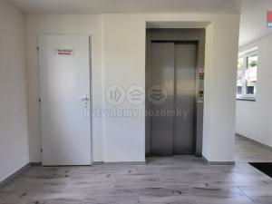 Pronájem kanceláře, Šternberk, Dvorská, 85 m2