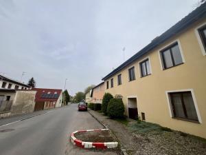 Pronájem bytu 1+kk, Praha - Suchdol, Pod rybníčkem, 28 m2
