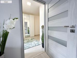Pronájem bytu 2+kk, Praha - Stodůlky, U jezera, 42 m2