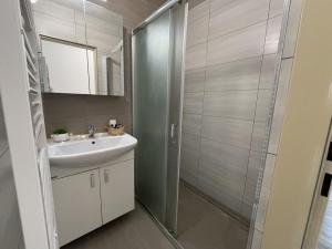 Prodej rodinného domu, Hrušovany u Brna, Masarykova, 110 m2
