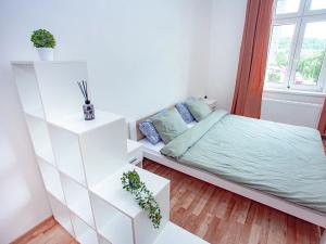 Pronájem činžovního domu, Praha - Karlín, 360 m2