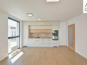 Pronájem bytu 3+kk, Kolín, Janovická, 67 m2