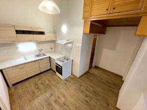 Pronájem bytu 2+1, Brno, Skřivanova, 72 m2