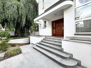 Prodej vily, Praha - Liboc, 748 m2