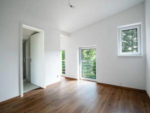 Pronájem domu na klíč, Kamenice, 183 m2
