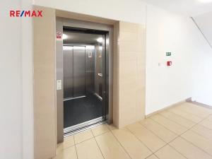 Prodej bytu 2+kk, Praha - Vysočany, Pod Harfou, 53 m2