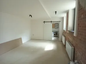 Pronájem kanceláře, Praha - Vokovice, Kladenská, 38 m2