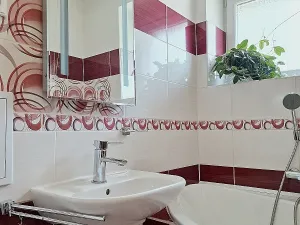 Prodej bytu 2+1, Ostrava, Abramovova, 55 m2