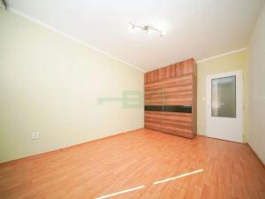 Prodej bytu 3+1, Praha - Řepy, Laudova, 88 m2