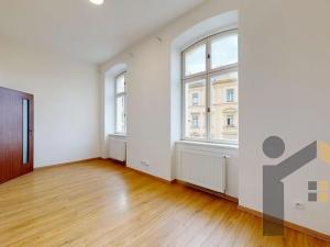 Pronájem bytu 2+kk, Praha - Karlín, Prvního pluku, 41 m2