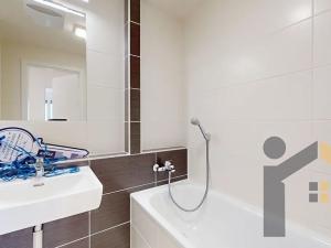 Pronájem bytu 3+kk, Praha - Třebonice, Thomasova, 58 m2