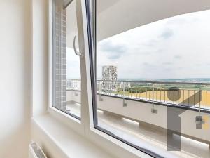 Pronájem bytu 3+kk, Praha - Třebonice, Thomasova, 58 m2