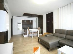 Pronájem bytu 3+kk, Kadaň, Na Strážišti, 71 m2