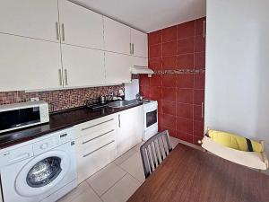Pronájem bytu 2+1, Praha - Smíchov, U Blaženky, 57 m2