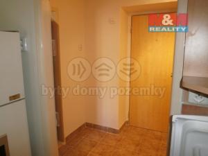 Pronájem bytu 1+1, Pardubice - Bílé Předměstí, Na Okrouhlíku, 30 m2