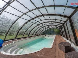 Prodej rodinného domu, Kamenice - Ládví, Lísková, 299 m2