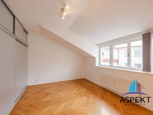 Pronájem bytu 2+kk, Praha - Vinohrady, Londýnská, 57 m2
