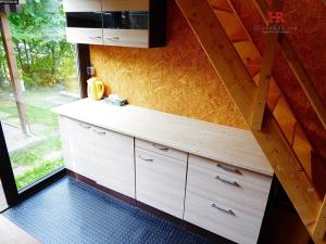 Pronájem chaty, Benešov, 25 m2