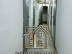 Prodej bytu 2+kk, Praha - Podolí, Na Zlatnici, 55 m2