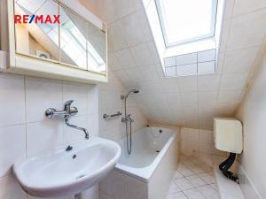Prodej rodinného domu, Dobronín, Javorová, 375 m2