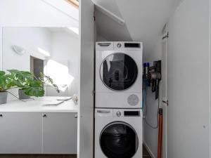 Pronájem bytu 3+1, Praha - Holešovice, Kamenická, 100 m2