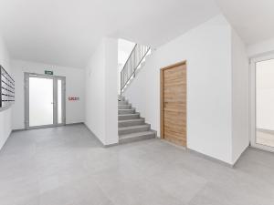Pronájem bytu 1+kk, Brno - Černovice, Faměrovo náměstí, 29 m2