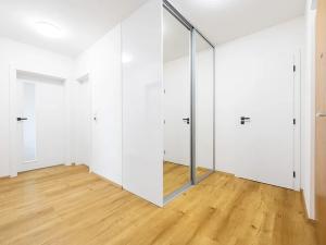 Prodej bytu 4+kk, Praha - Troja, Velká skála, 89 m2