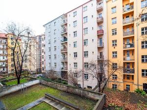 Pronájem bytu 2+kk, Praha - Žižkov, Žerotínova, 47 m2