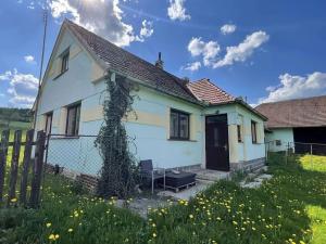 Prodej rodinného domu, Myslív, 127 m2
