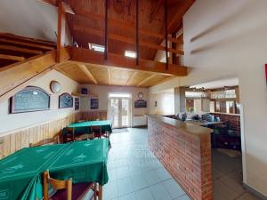 Prodej ubytování, Babice, Sportovní, 769 m2