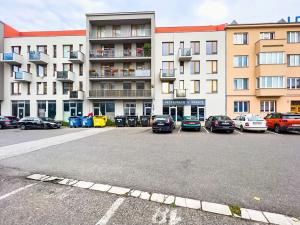 Pronájem restaurace, Hradec Králové, Kollárova, 444 m2