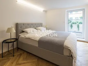 Pronájem bytu 3+kk, Praha - Vinohrady, Hradešínská, 70 m2