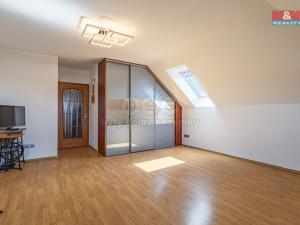 Prodej rodinného domu, Veltrusy, U Stadionu, 120 m2
