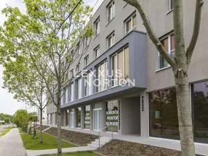 Prodej bytu 5+kk, Praha - Hostavice, Českobrodská, 109 m2