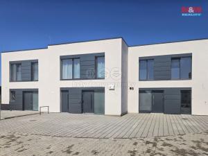 Prodej rodinného domu, Sezemice, 183 m2