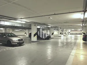 Pronájem kanceláře, Praha - Vokovice, Evropská, 900 m2