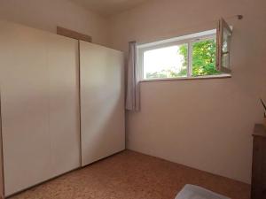 Prodej rodinného domu, Dolní Břežany, U Lesa, 160 m2
