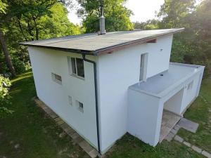 Prodej rodinného domu, Dolní Břežany, U Lesa, 160 m2