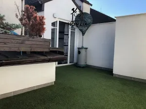 Pronájem bytu 2+kk, Praha - Kunratice, Hornomlýnská, 57 m2