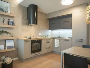 Prodej bytu 3+kk, Praha - Hlubočepy, náměstí Olgy Scheinpflugové, 79 m2