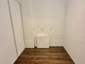 Prodej bytu 2+kk, Praha - Holešovice, U průhonu, 50 m2