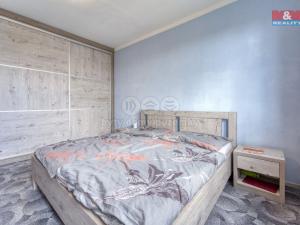 Pronájem bytu 2+kk, Plzeň - Skvrňany, Macháčkova, 36 m2