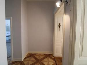 Prodej bytu 2+kk, Karlovy Vary, Svahová, 77 m2
