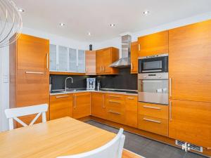 Prodej bytu 2+kk, Praha - Kbely, Herlíkovická, 52 m2