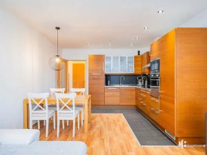 Prodej bytu 2+kk, Praha - Kbely, Herlíkovická, 52 m2
