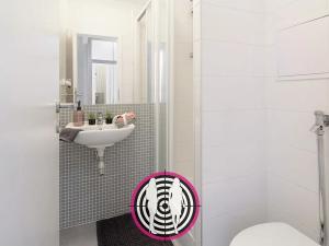 Pronájem bytu 1+kk, Praha - Hostivař, Hornoměcholupská, 22 m2