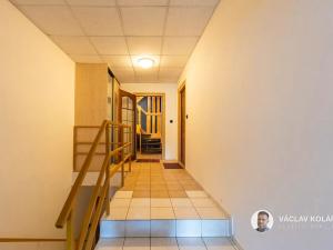 Prodej rodinného domu, Lázně Bělohrad, Třetí strana, 240 m2