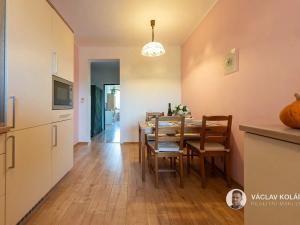Prodej rodinného domu, Lázně Bělohrad, Třetí strana, 240 m2